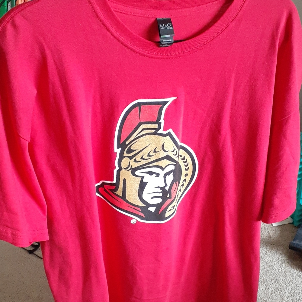 Red Ottawa Senators T-Shirt - Men's/Unisex Size XL